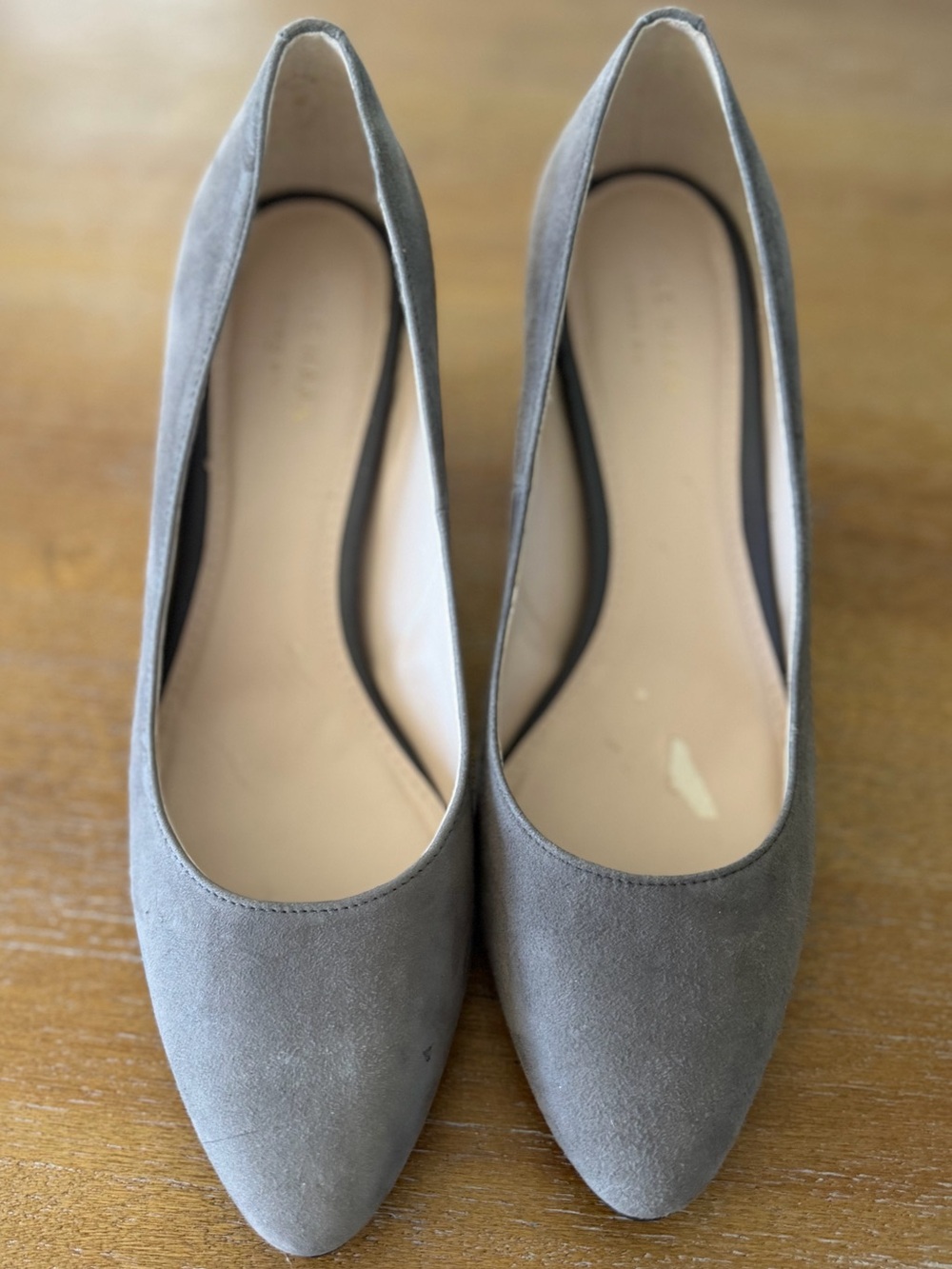 Cole Haan Grand.OS Women's Go-To 3" Pumps Grey Suede Gold Hardware Size 7